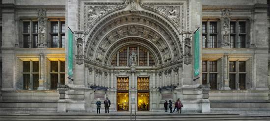 Museum Victoria dan Albert